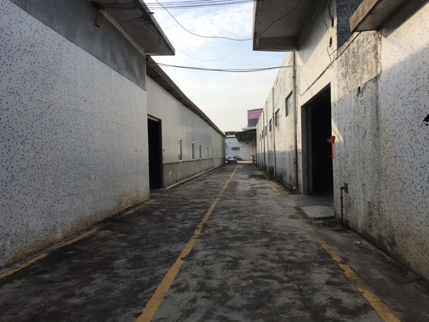现成喷油喷粉环评厂房单一层5800平方出租