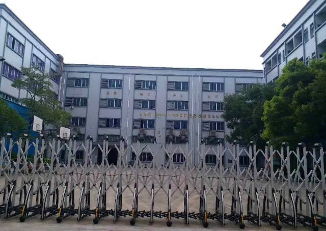 常平新出花园式厂房，带消防喷淋，现成行车