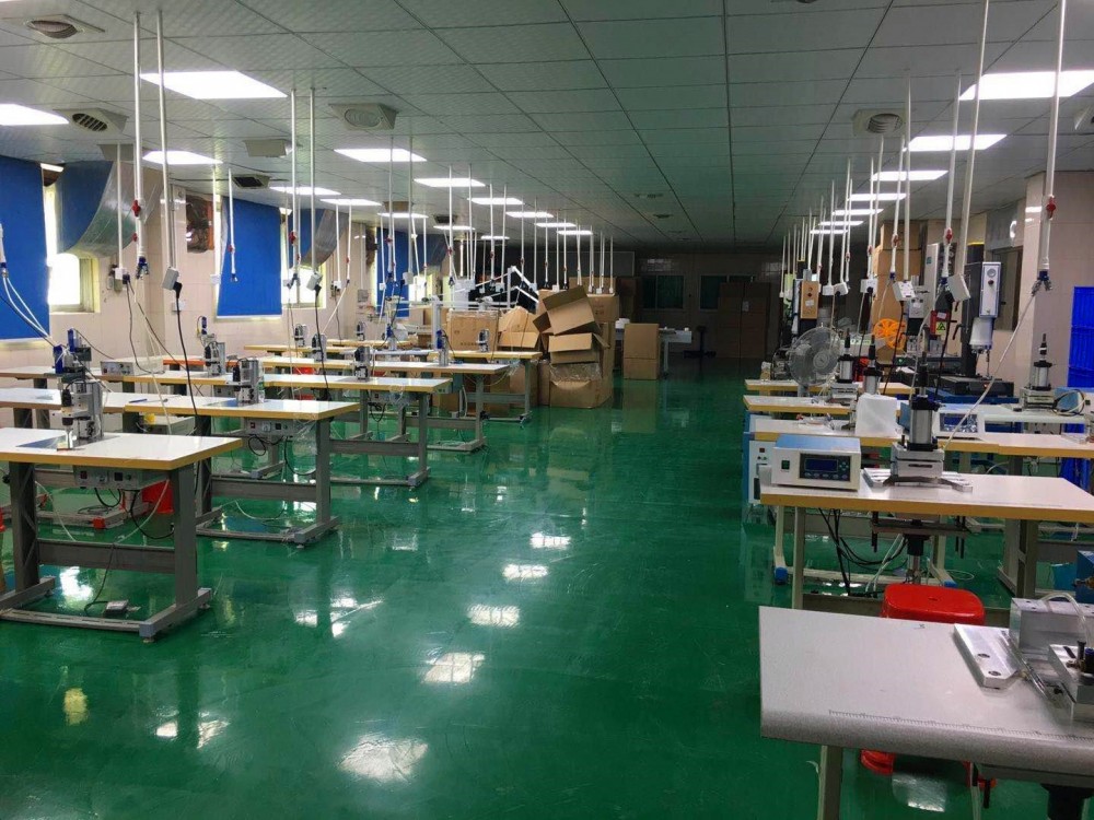 橋頭鎮(zhèn)原房東獨院標準廠房三層有國有證工業(yè)用地超大空地