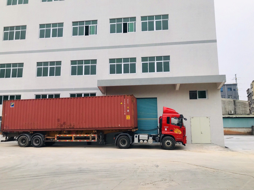 橋頭鎮(zhèn)新出重工業(yè)標準廠房一樓7米帶牛角