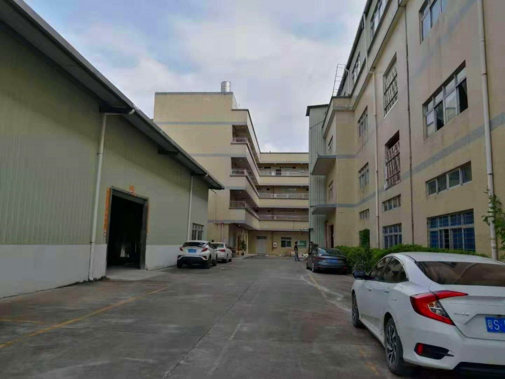 橋頭鎮(zhèn)原房東廠房一樓3500平方招租